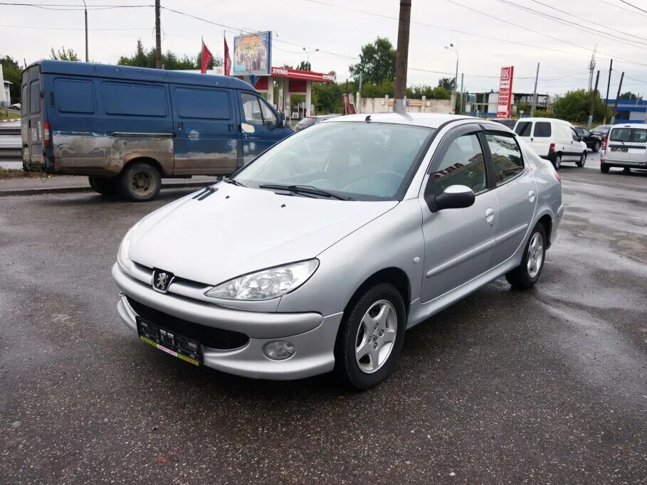 Пежо 206 седан 2008 серебристая. 4. Peugeot 206 2008. Peugeot 206 2008 седан. Peugeot 206 2008 седан.