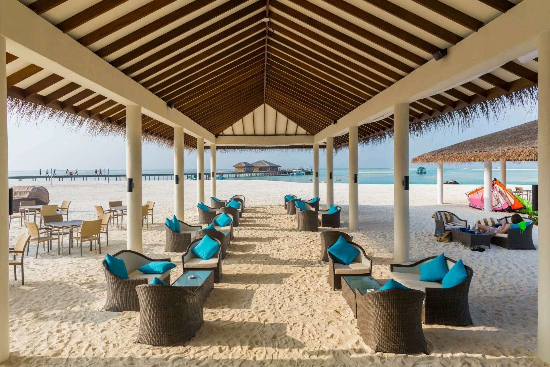 Cocoon maldives. Отель cocoon maldives 5. cocoon maldives 5 мальдивы. cocoon maldives 5* (лавиани атолл). мальдивы кокон кокон мальдивы.