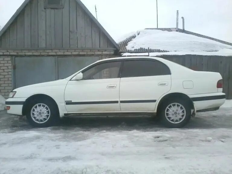 Mitsubishi mirage 1990. Тойота корона амурская область. Тойота корона 93. Митсубиси мираж 1990 год 1. Тойота корона 1995.