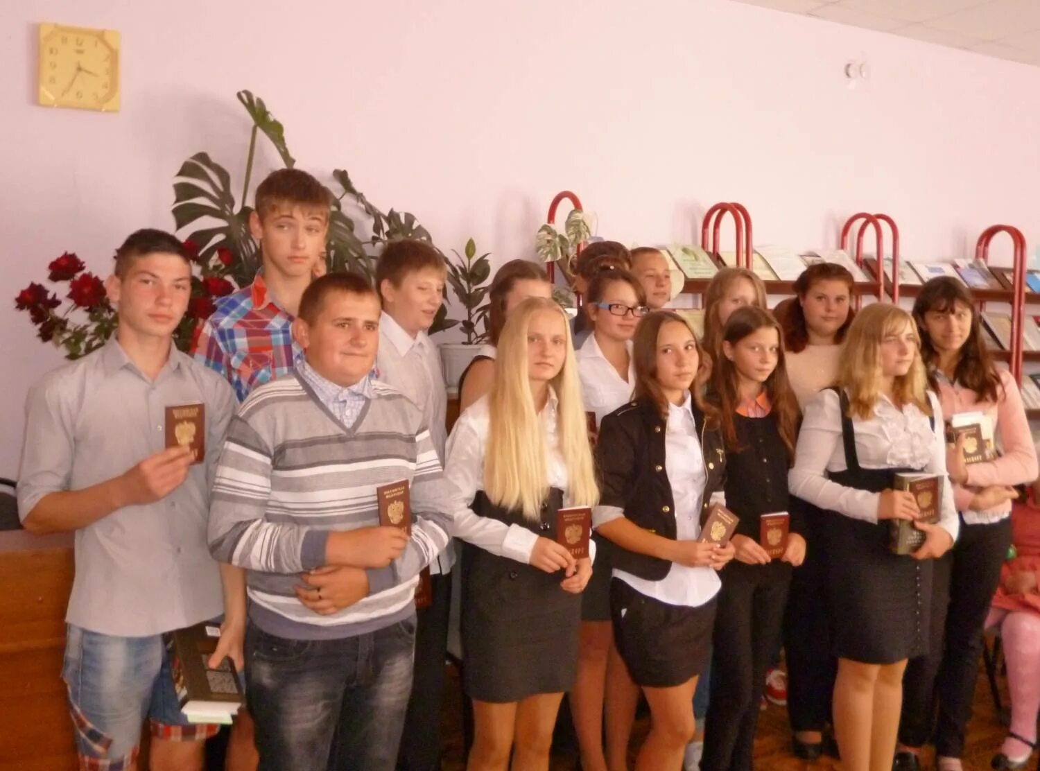 отр карачев. город карачев школа горького. карачев брянская область праздник. карачев кировская кировская школа. люди карачева.