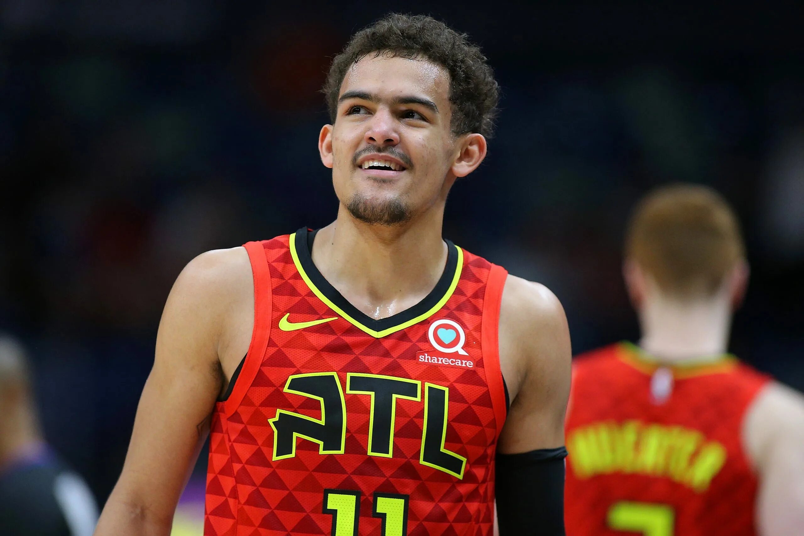 Trae young баскетболист. Trae young баскетболист рост. Баскетболист young 11 номер. Joon-young баскетболист.