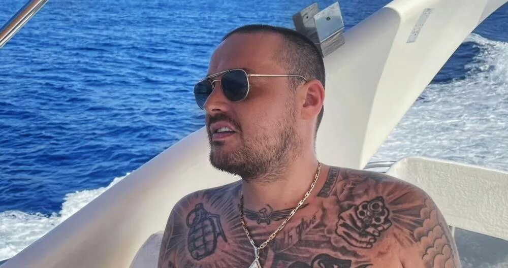 Гуф треки. Guf. Гуф в эфире. Гуф сошел с ума. Guf с женой.