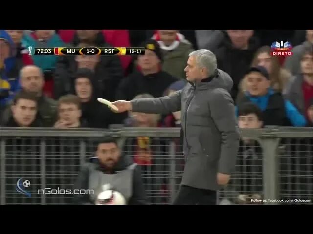 Реинкарнация безработного 18 моменты. Нападающий delord. Игрок поедающий сталь 25. Моб психо сто постер. Игрок поедающий сталь 25.