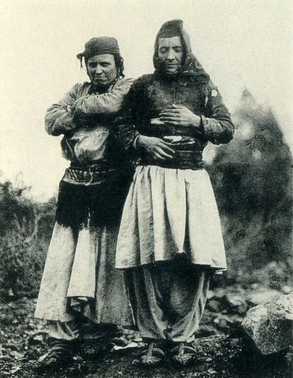 Вирджины. Вирджины на балканах. албанские клятвенные девы. вирджины девушки. вирджины в черногории.