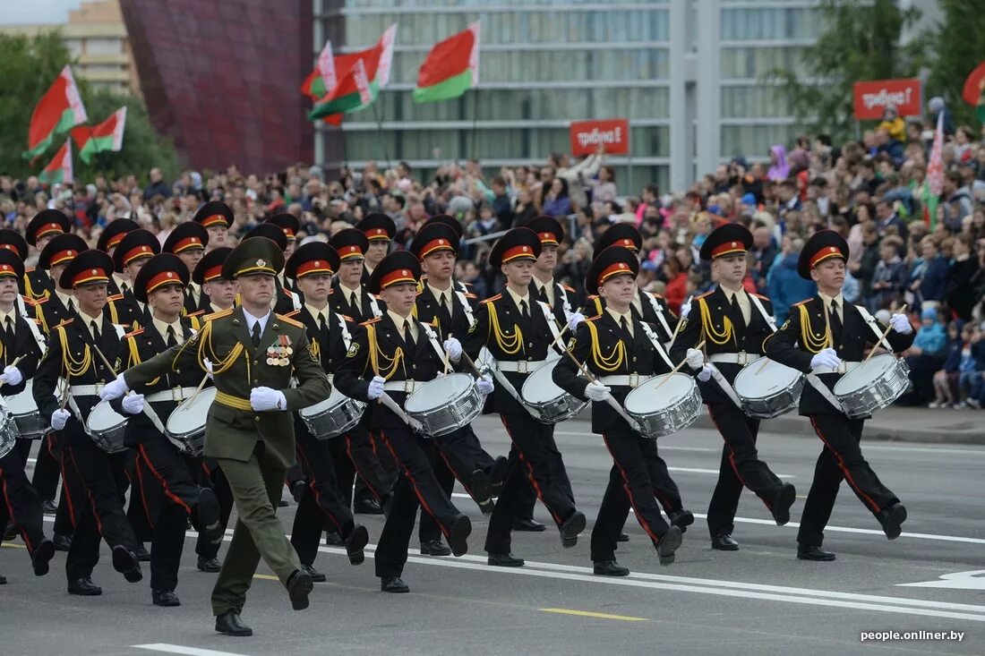 Военный парад в Минске. Армия Белоруссии парад. Парад дня независимости Минск. Марш армии Беларуси.