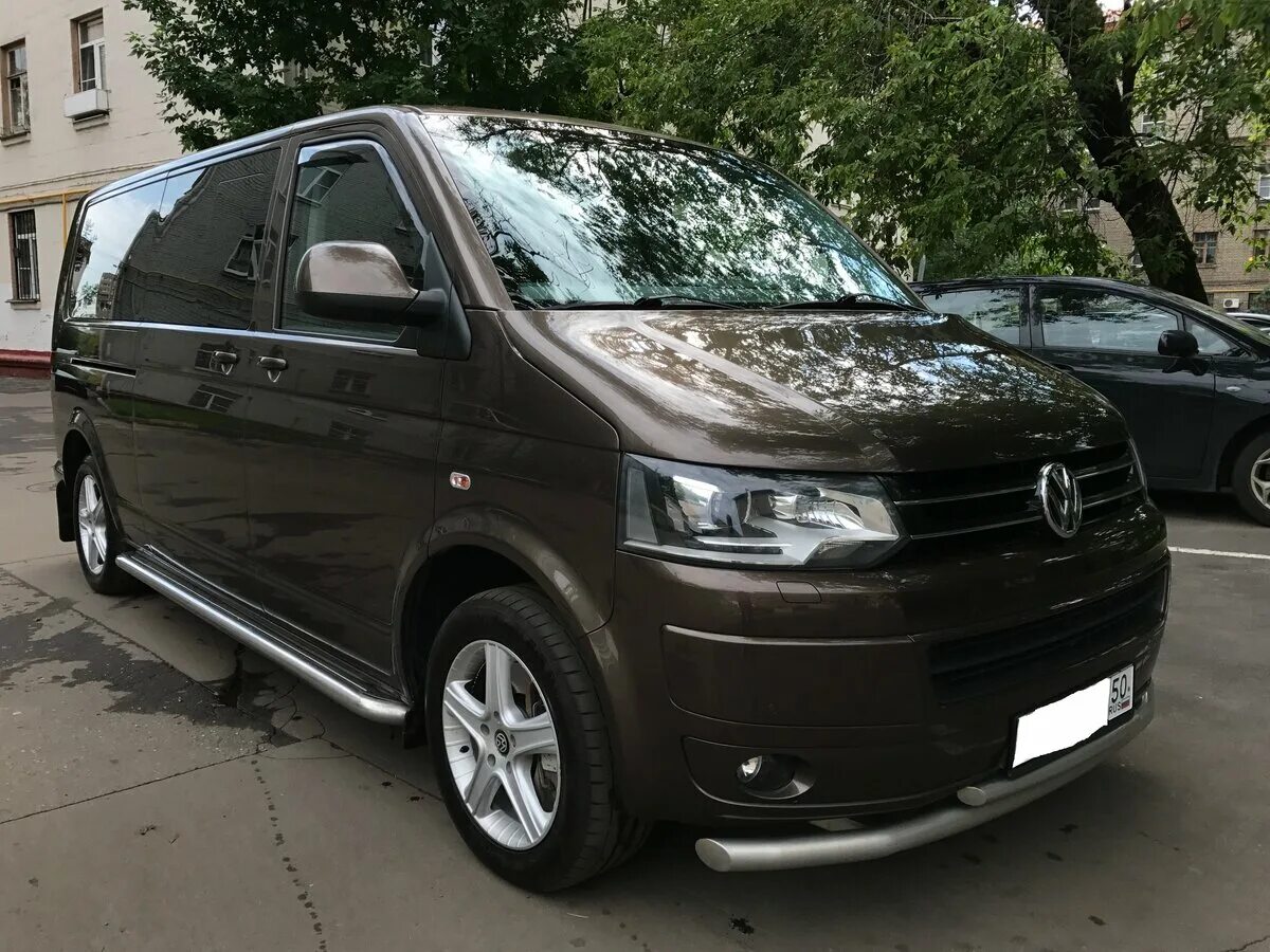 Т 5 отзывы. Volkswagen Multivan t5 Рестайлинг. VW Multivan t5 long. Volkswagen Multivan long t5. Volkswagen Multivan т5 Рестайлинг.