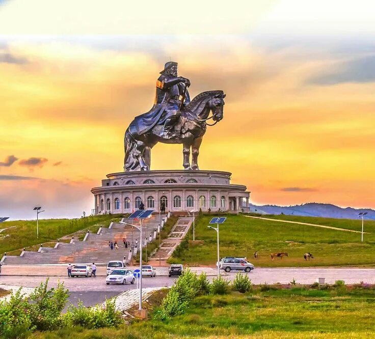 Республика монголия города