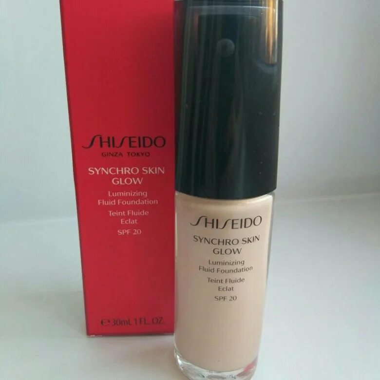 Shiseido флюид. Шисейдо тональный флюид. Шисейдо флюид 45+. Тональное средство флюид Shiseido Rose 1 и Rose 3. Шисейдо тональный крем в зеленой упаковке.