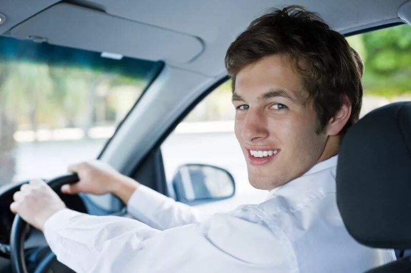 Sam drive a car for five. Счастливый обладатель авто. Driver picture. Молодой бизнесмен на Volvo фото.