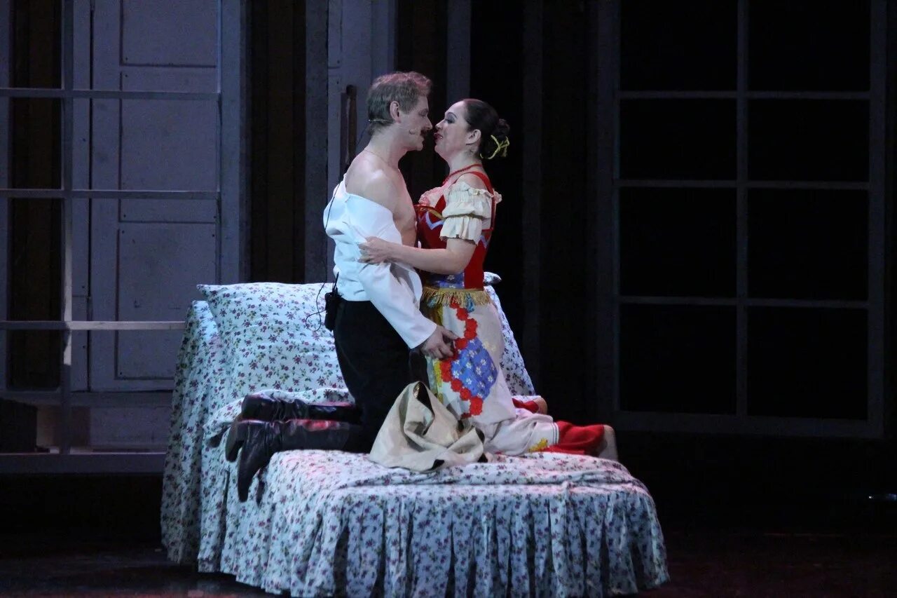 Гусарская баллада ржевский. Ржевский театр. Невеста ржевского 7 букв. Гусарская баллада ржевский. Дуэль на пистолетах.