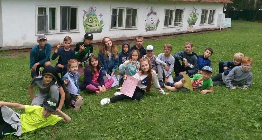 лагерь искра град подмосковье. загородный лагерь титова екатеринбург. детский оздоровительный лагерь «ленино». детский лагерь ленино истринский район. лагерь салют московская область поселок володарского.