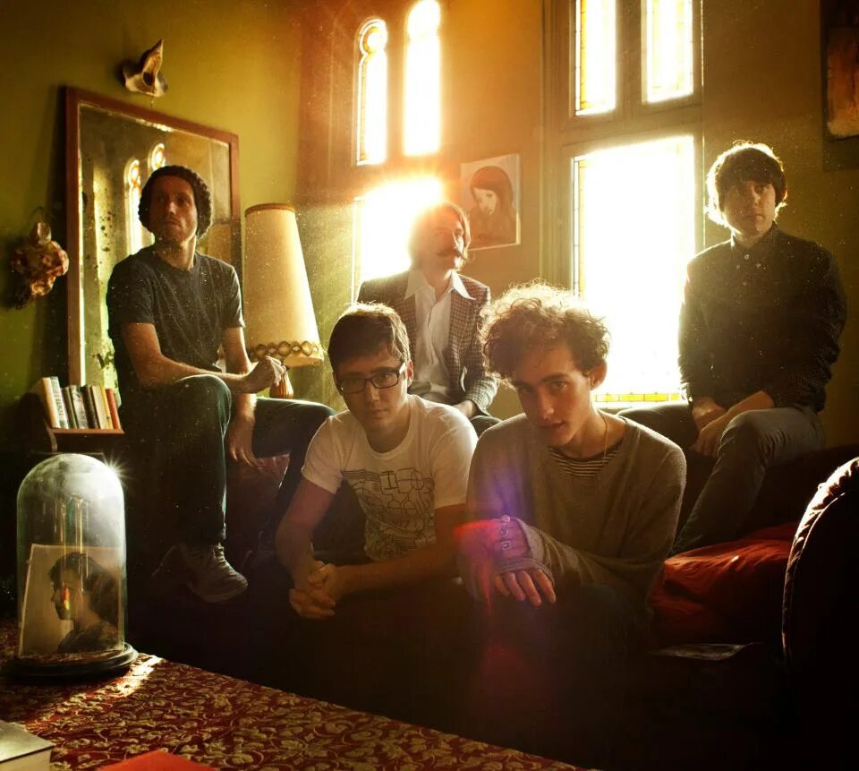 Клип year. Years & years британский музыкальный коллектив. Years and years king обложка. Years & years - king. Клип year.