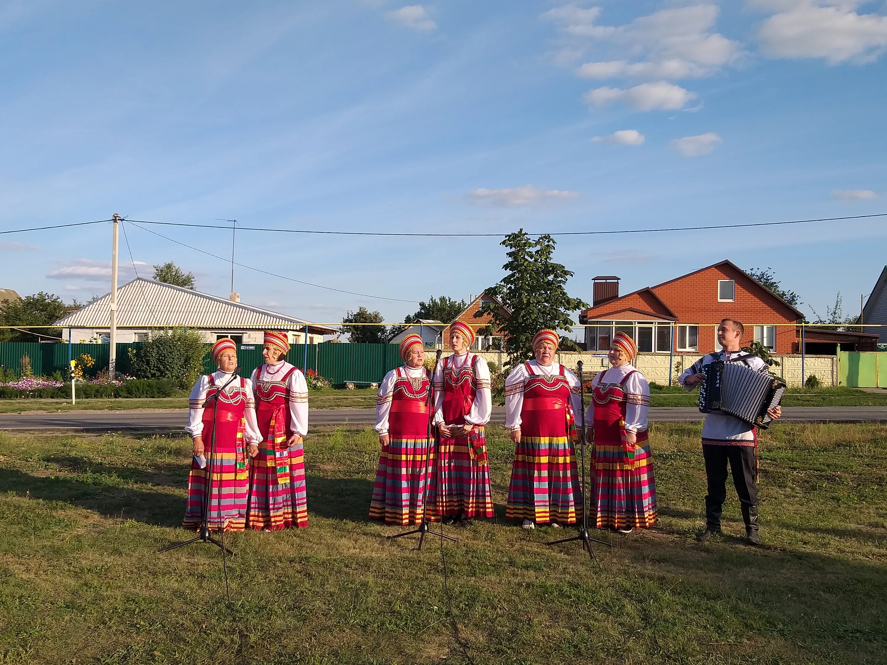 Погода в веселом белгородской области красногвардейского района. Село Ближнее Белгородский район. Хутор Краснокрестьянский Ракитянский район. Село веселое Красногвардейский район Белгородская область. Бессоновское сельское поселение Белгородский район.