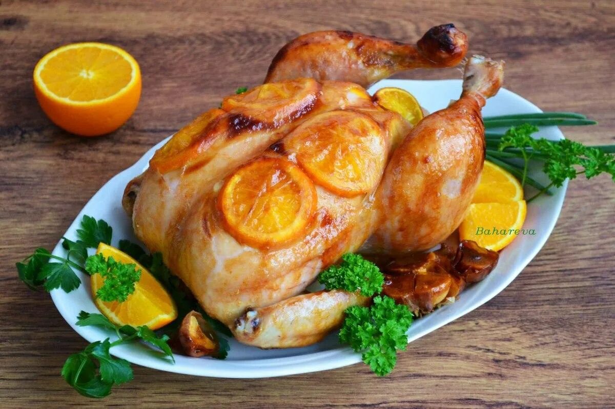 Окорочок апельсине. Курица с апельсинами в духовке. Курица запеченная с апельсинами. Курица в апельсиновом маринаде. Курица фаршированная с апельсинами в духовке.