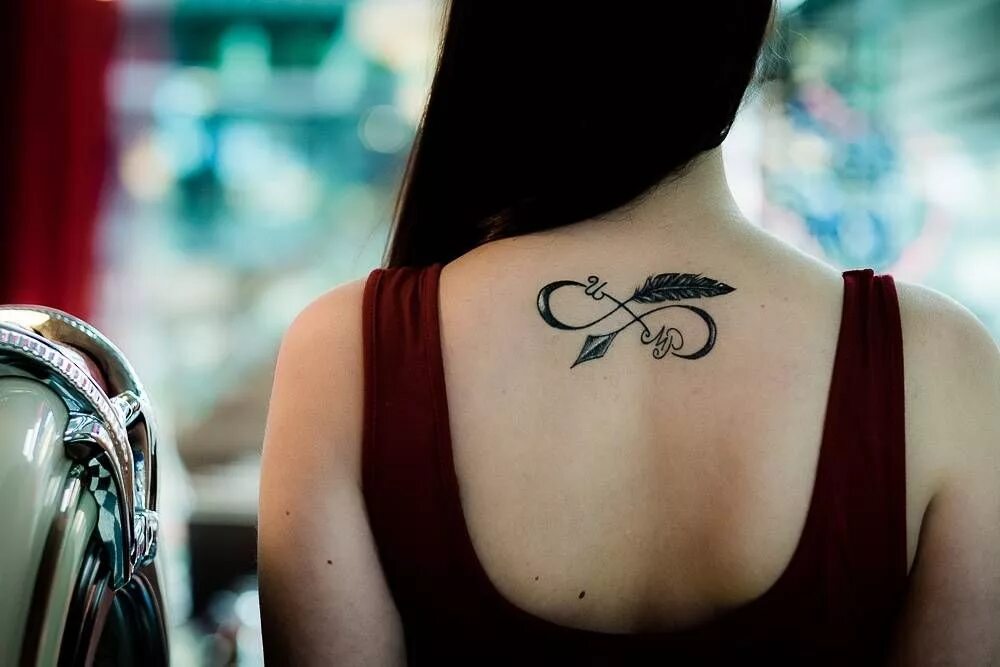 Женские тату фото значение butterfly tattoo by sasan-ghods on DeviantArt Butterfly tattoos for women, Simpl
