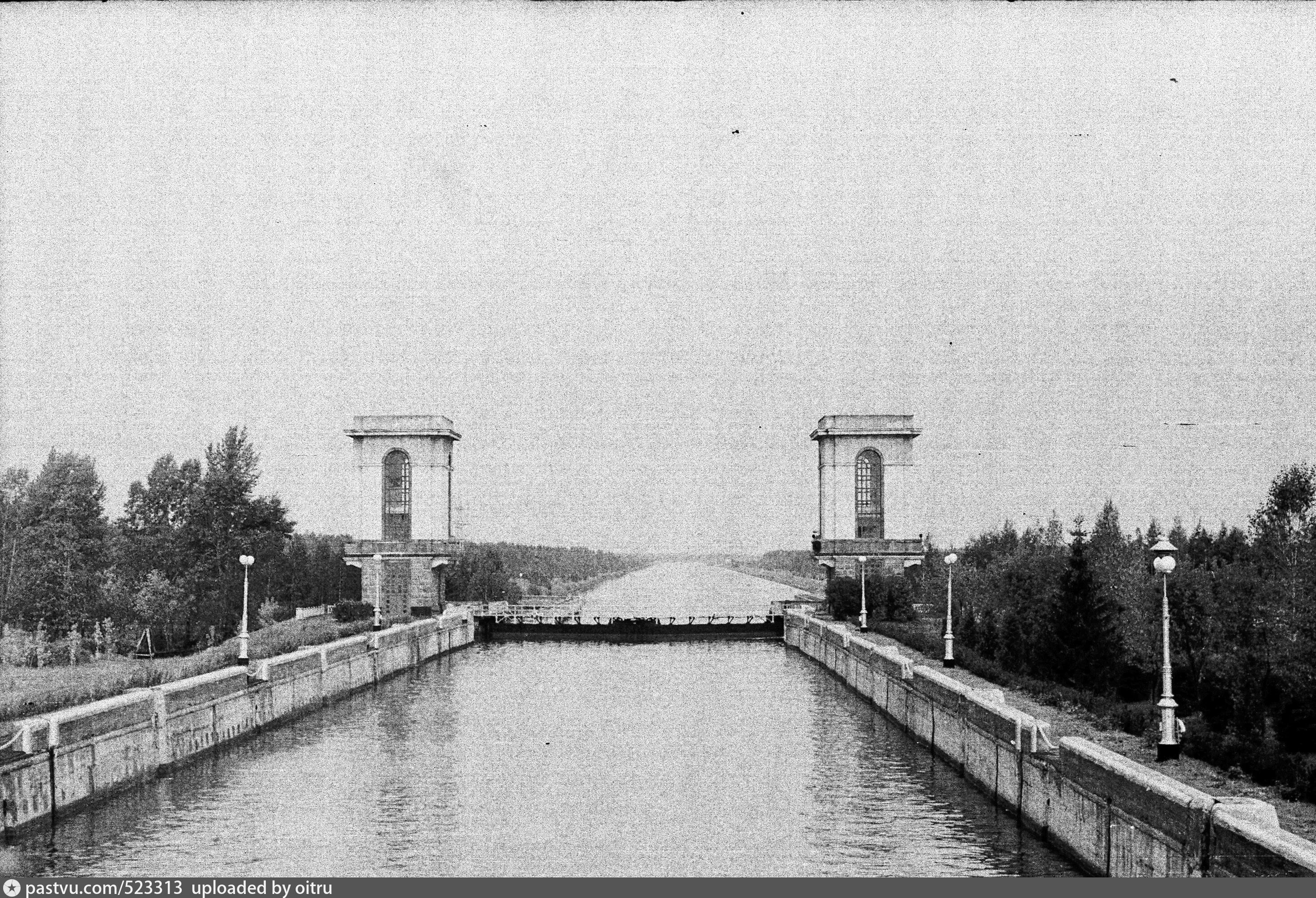Канал москва волга шлюз 5. Шлюз 8 канала имени москвы 1937. Канал москва волга 1937 фото. ). Канал москва волга 8 шлюз.