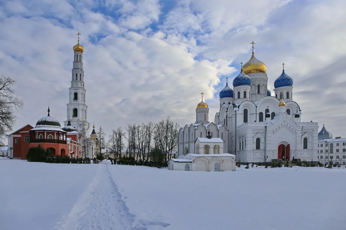 монастырь в дзержинске николо угрешский. дзержинский монастырь николо угрешский. монастырь дзержинск угрешский в дзержинском. монастырь дзержинск угрешский в дзержинском. дзержинский монастырь николо угрешский.