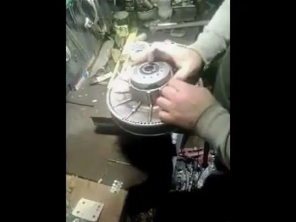 Разбираем ведомый вариатор снегохода #Рысь Брысь - YouTube