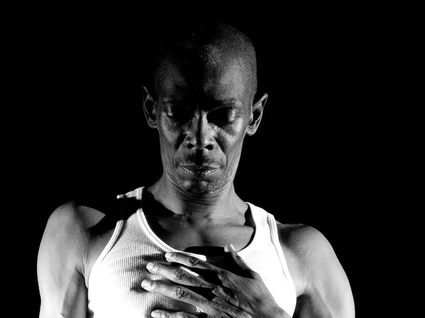 Faithless radio. Группа faithless. макси джазз британский музыкант. faithless солистка. didi faithless.