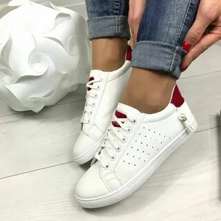 Белые кеды женские