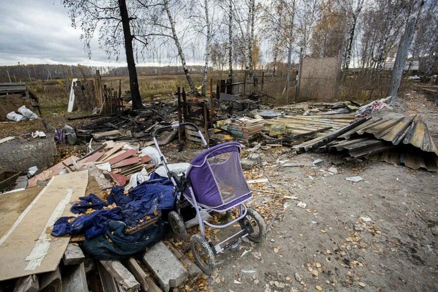 Пожары в Криводановке. Пожар в ДСК. Криводановка пожар 2022. Пожар в детском доме Стойба. Сгорели родители