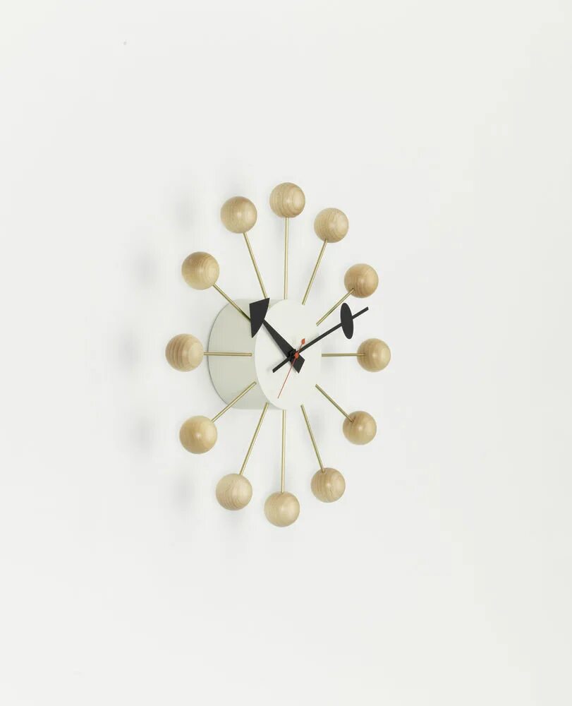 Часы шарова. George Nelson часы Vitra. Vitra часы Nelson Fan. Ball Clock Vitra. Fan Clock Nelson Vitra чертеж.