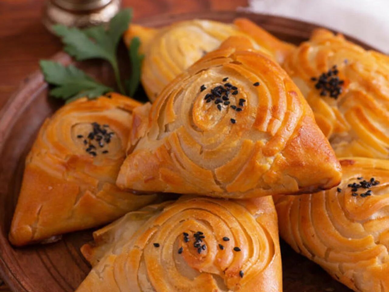 Фото самса узбекская. Самбуса амбарой. Самса киргизская. Самбуса амбарой. Самбуса амбарой.