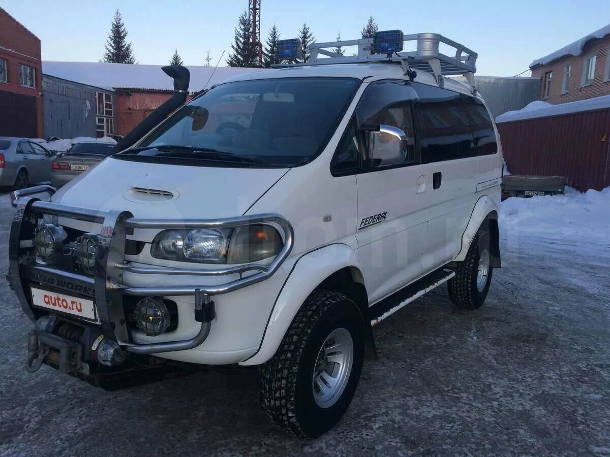 Купить делика хабаровск. Митсубиси Делика 1996. Mitsubishi Delica 4wd. Мицубиси Делика 1996 года. Делика 4 ВД.