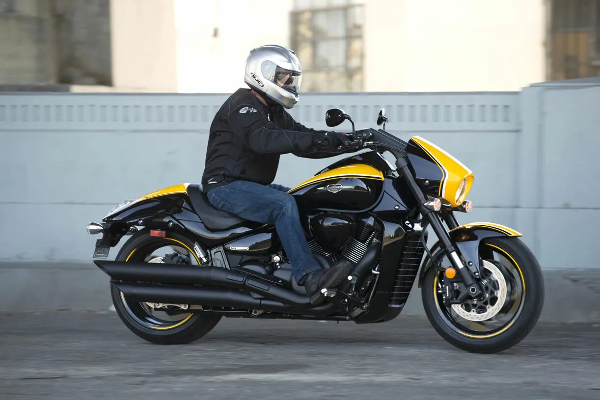 Булевард мотоцикл. Suzuki Boulevard m109r Boss 2014. Сузуки Боливар 1200. Suzuki Boulevard m109r. Suzuki Boulevard m109r Boss.