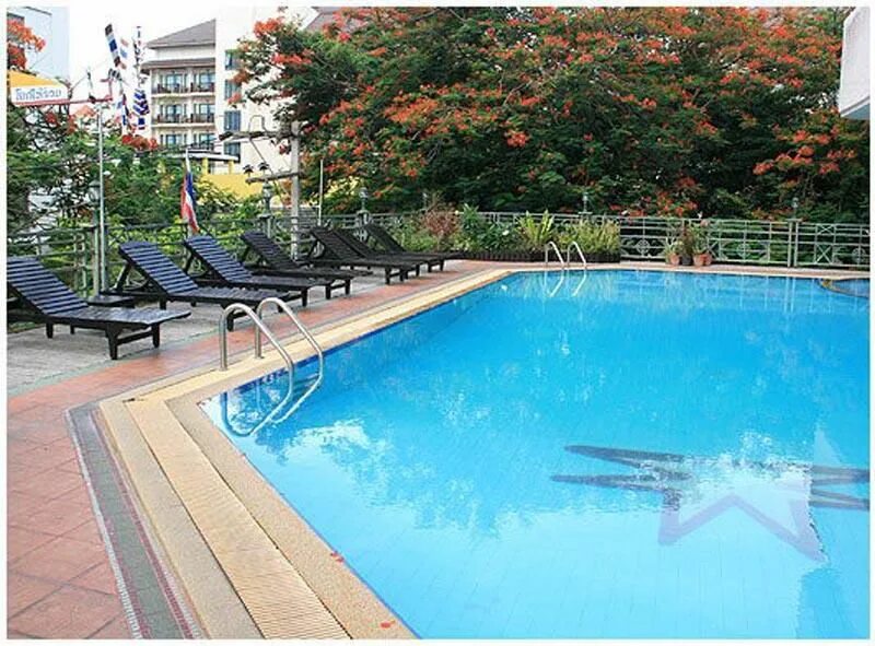 Mike beach resort pattaya. Майк бич резорт паттайя. Mike beach resort 3 паттайя. Майк бич резорт паттайя. Mike beach resort 3 паттайя.