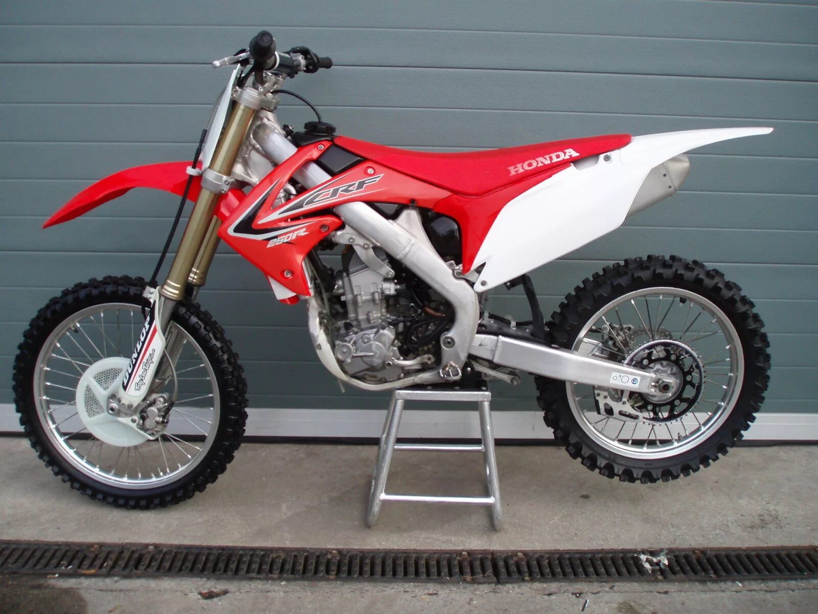 Honda CRF 250. Honda CRF 250r 2005. Honda CRF 250 R 2012. Honda 250 кроссовый. Honda crf 250r