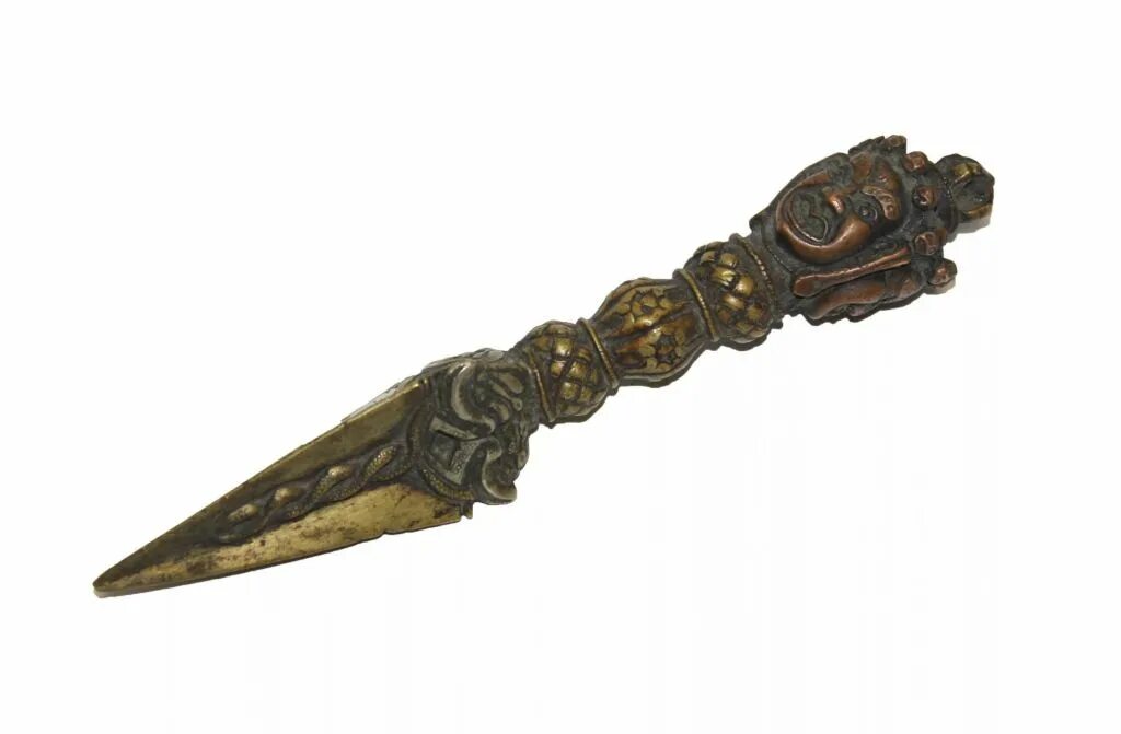 Пхурба ритуальный кинжал. Жертвенный кинжал. Нож ведьмы athame. Эбонитовый нож скайрим. Обсидиановый нож ацтеков.