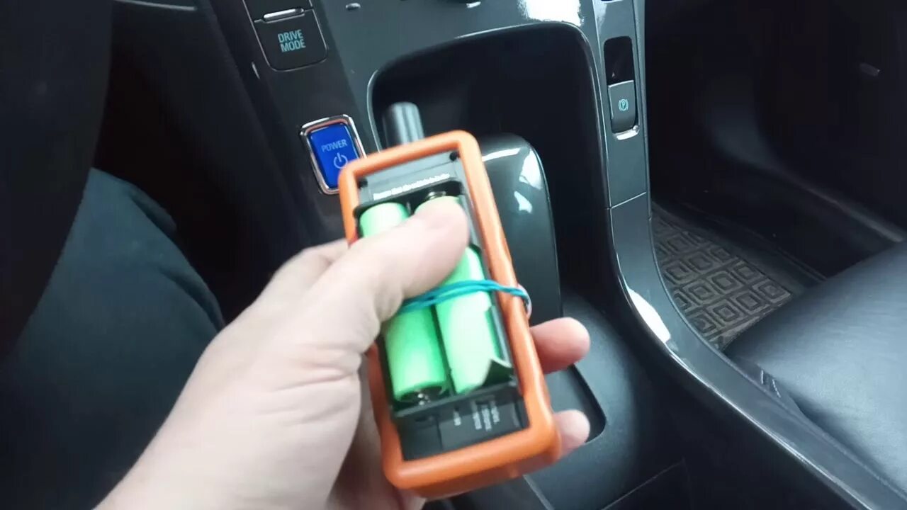 Прибор для прописки датчиков давления в шинах. Датчик давления chevrolet volt. прибор для обучения датчиков давления в шинах chevrolet volt. прибор для прописки датчиков на шевроле вольт. прописать датчики давления в шинах джили атлас прибором el 50448.