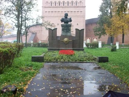 Могила пожарского