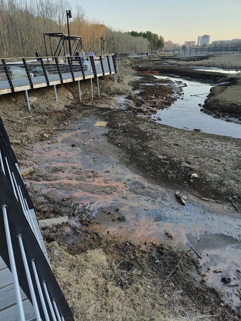 Сайма сургут. Ледоход в сургуте. Река сайма сургут. Вода сургут река. Вода сургут река.