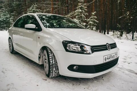 Поло седан зимой