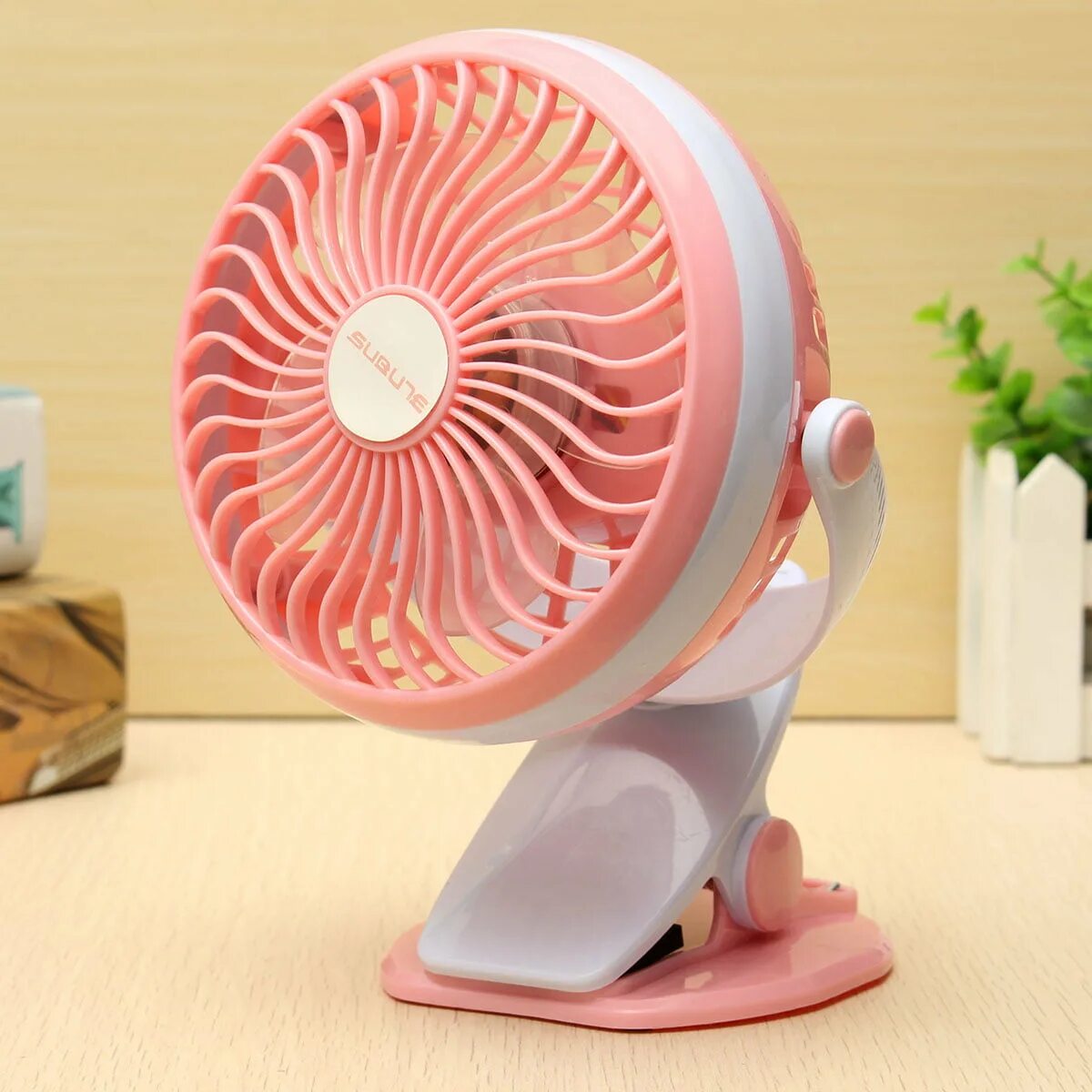 Механический кулер. Mini Fan вентилятор 2628. Вентилятор складной ned Red Fan. Мини-вентилятор артkd106. Mini Fan dd5591.