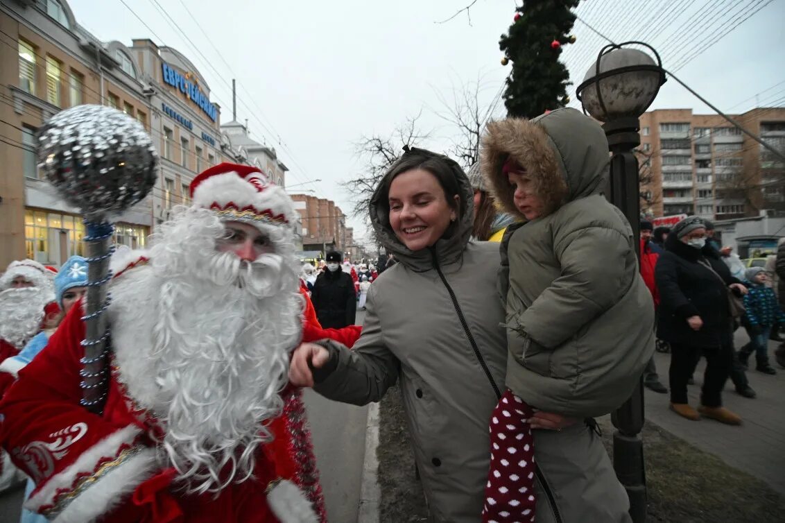 Новый год 2021 россия. Калуга Новогодняя столица 2021. Новогодняя Калуга. Предновогодняя ситуация. Неправильный новый год.