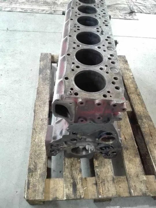 Блок цилиндров ивеко. Блоки ивеко евростар курсор 10. 3. Шорт блок двигателя ивеко дейли 2,3. Блок двигателя iveco курсор 8.