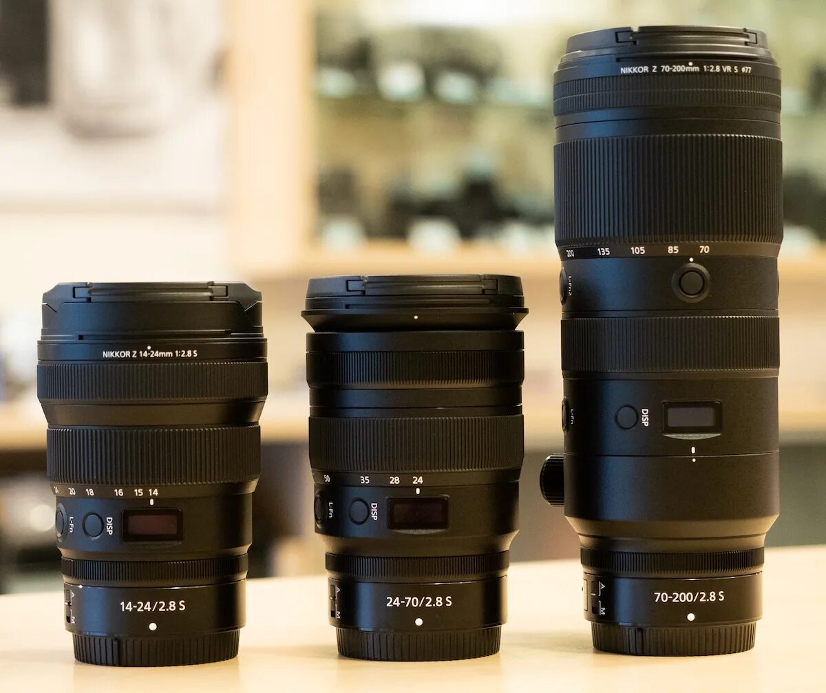 Nikon Nikkor z 14-24mm f/2.8 s. Nikon z 24-70mm. Nikon 24-70mm f/2.8 ed VR af-s Nikkor. Nikon z 70-200. Nikkor 24 70mm f 2.8 s