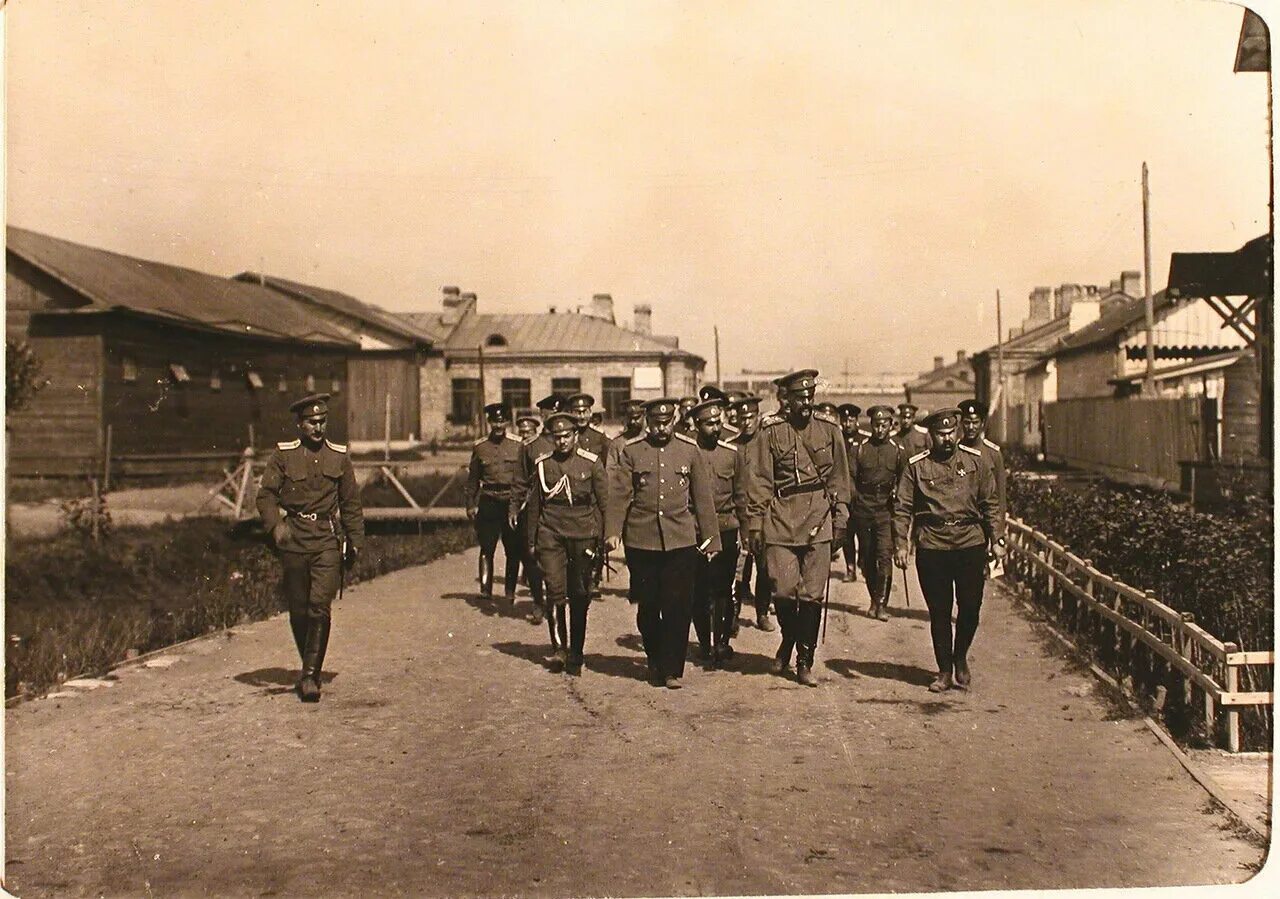 Последний город российской империи основанный в 1916. Россия 1916 год. Россия 1915. Петроград 1916 год. Российская Империя 1916 год.