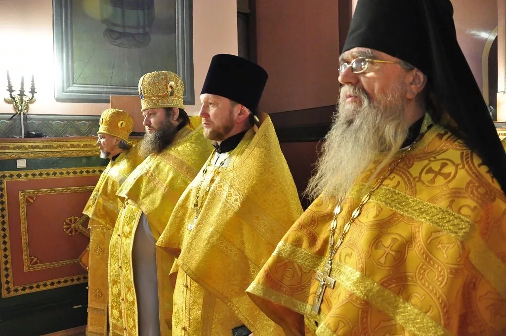 Липецко елецкая епархия. Священники богоявленского храма г. Липецко елецкая епархия. Елецкая епархия. Липецкая митрополия.