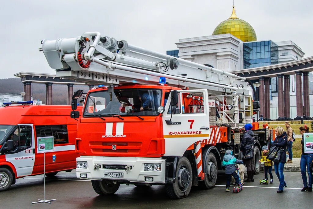 Пожарная машина КАМАЗ 5387. Современные пожарные автомобили. Пожарный автомобиль. Новейшие пожарные машины.