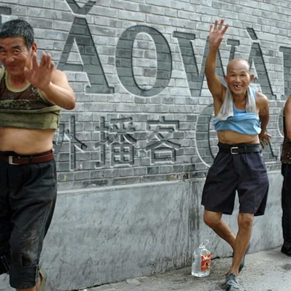 селфи фабрика apple в китае. обманутый китаец. обманутый китаец. китайцы обман. обманутый китаец.