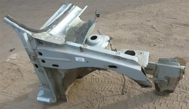 Лонжерон рено логан 2. Лонжерон рено логан. Лонжерон передний рено логан 2. Лонжерон рено логан 1 левый. Рено логан лонжерон передний правый.