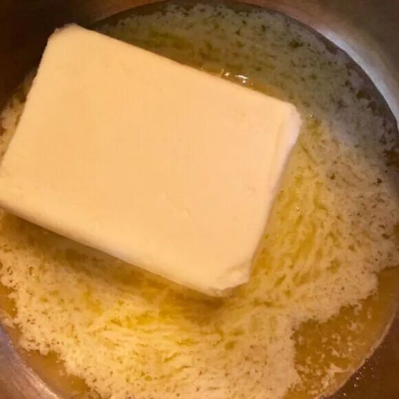 20 грамм масла это сколько. Масло сливочное 250 гр. 150 Грамм сливочного масла. 100 Гр сливочного масла. 100 Грамм сливочного масла.