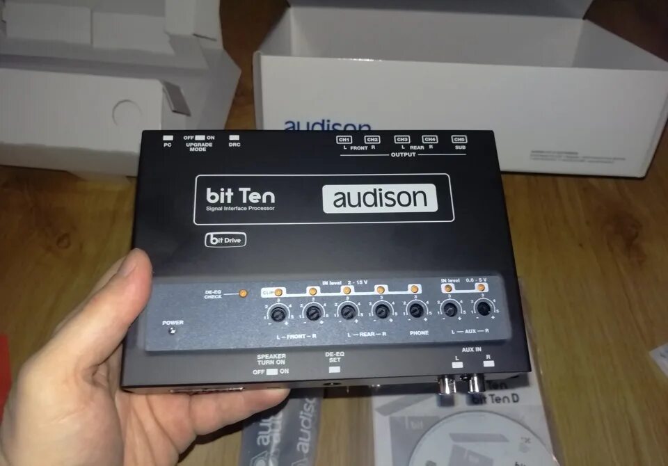 Audison bit ten. Звуковой процессор Audison bit ten. Аудиопроцессор Audison 10 канальный. Audison bit ten d. Audison bit ten разъем.
