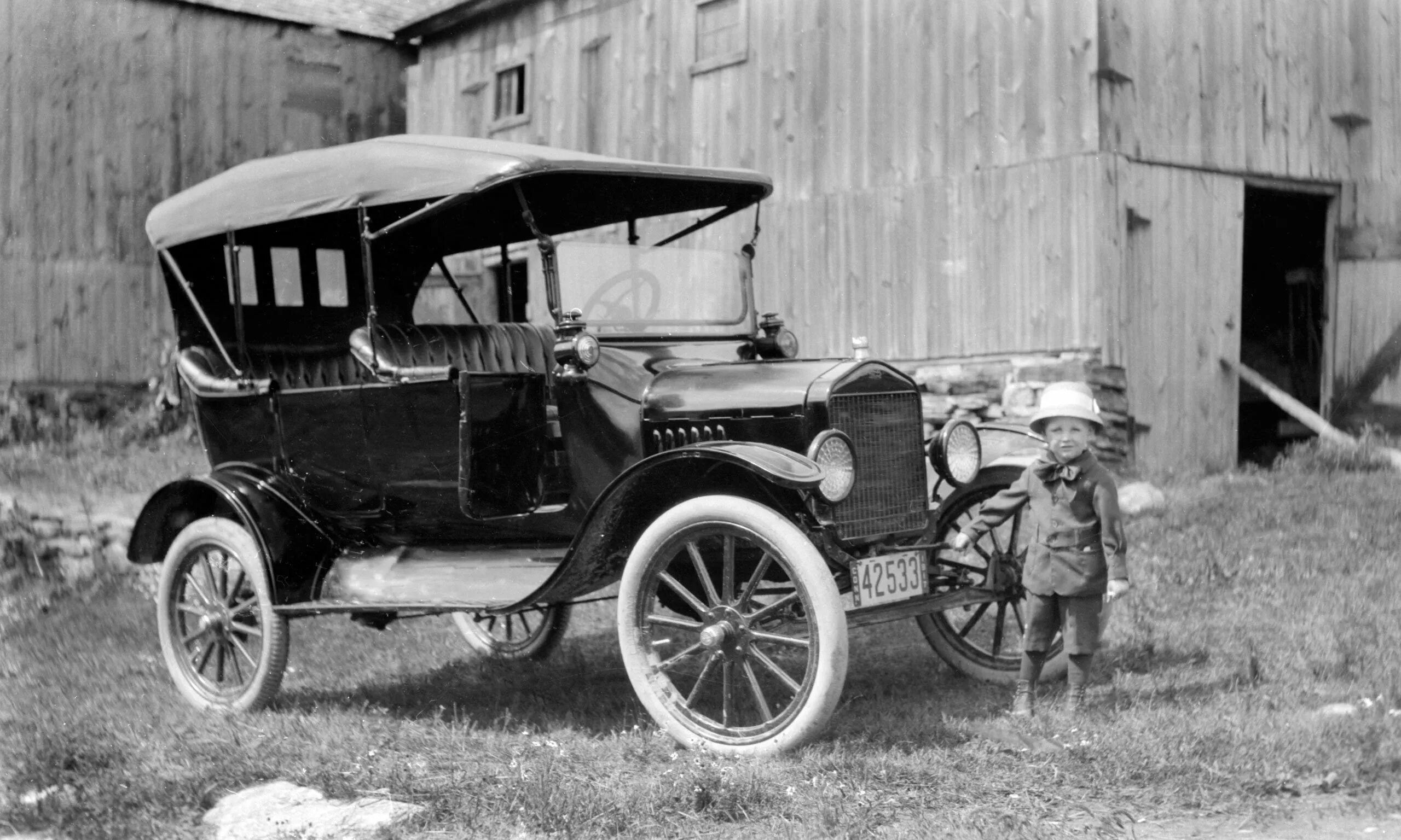 Первый автомобиль форд. Ford model t 1908. Жестянка Лиззи Форд т.