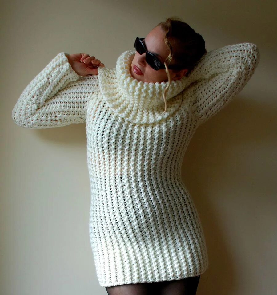 Связал пухлую. Связал пухлую. Свитер из толстой пряжи женский. Объемная пряжа. Связал пухлую.