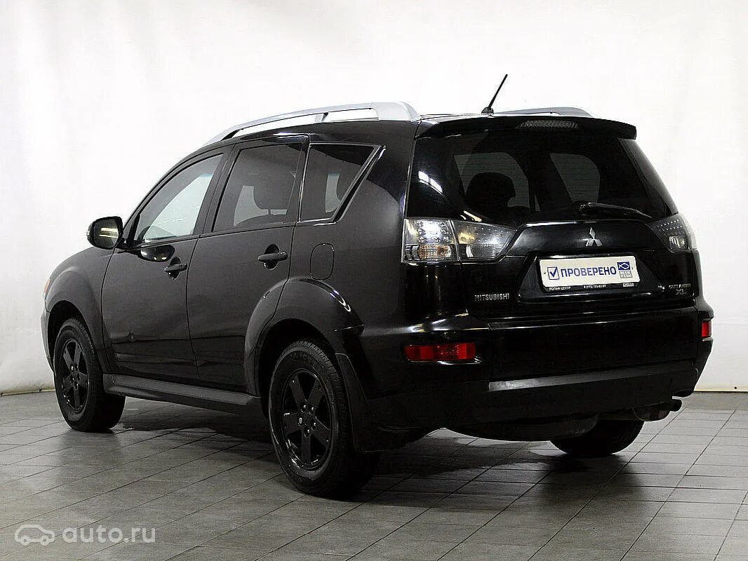 Аутлендер XL 2010. Mitsubishi Outlander XL 2010. Mitsubishi Outlander XL Рестайлинг. Митсубиши Аутлендер XL 2010.